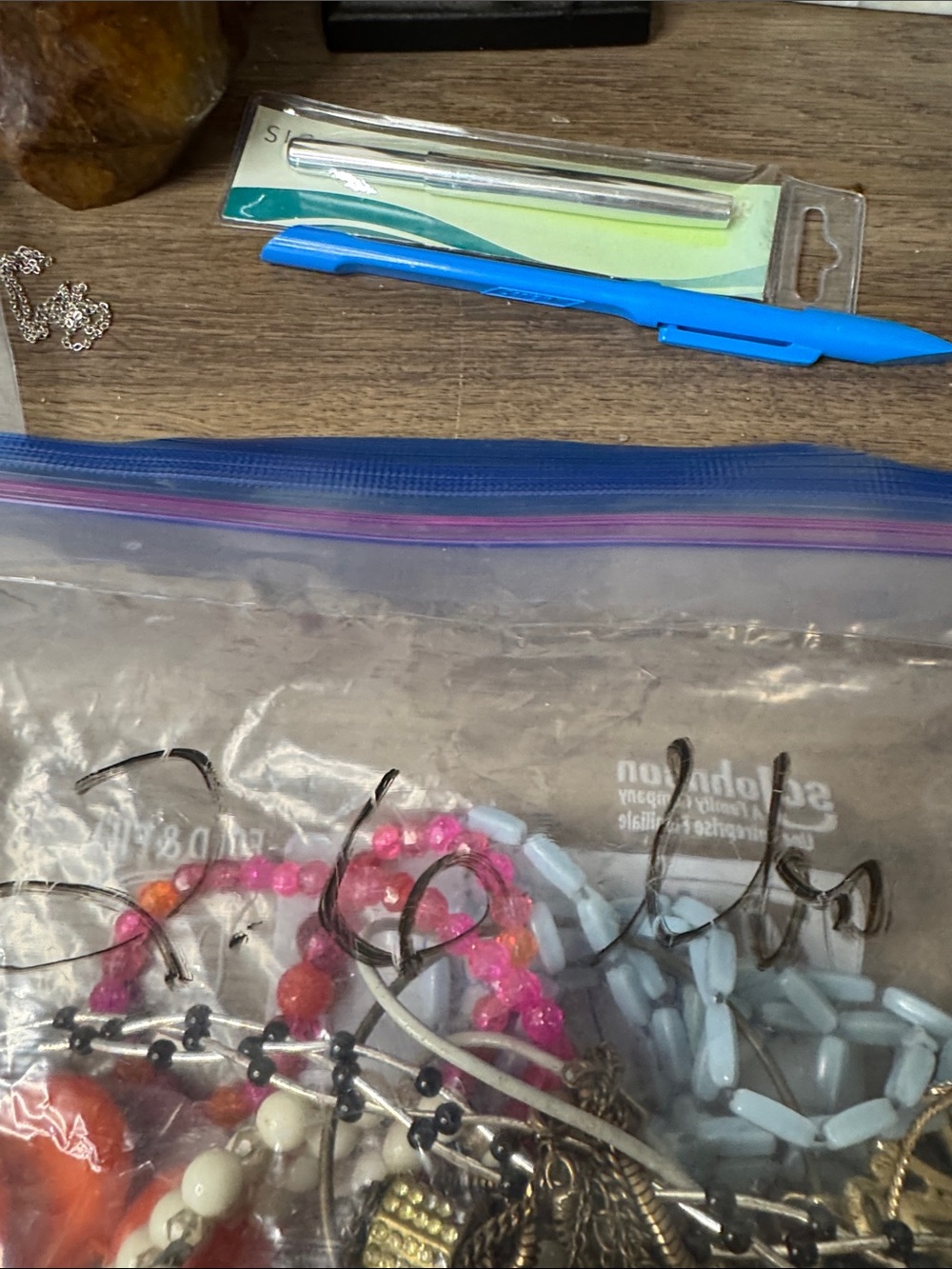 Craft jewelry 2.6 lbs